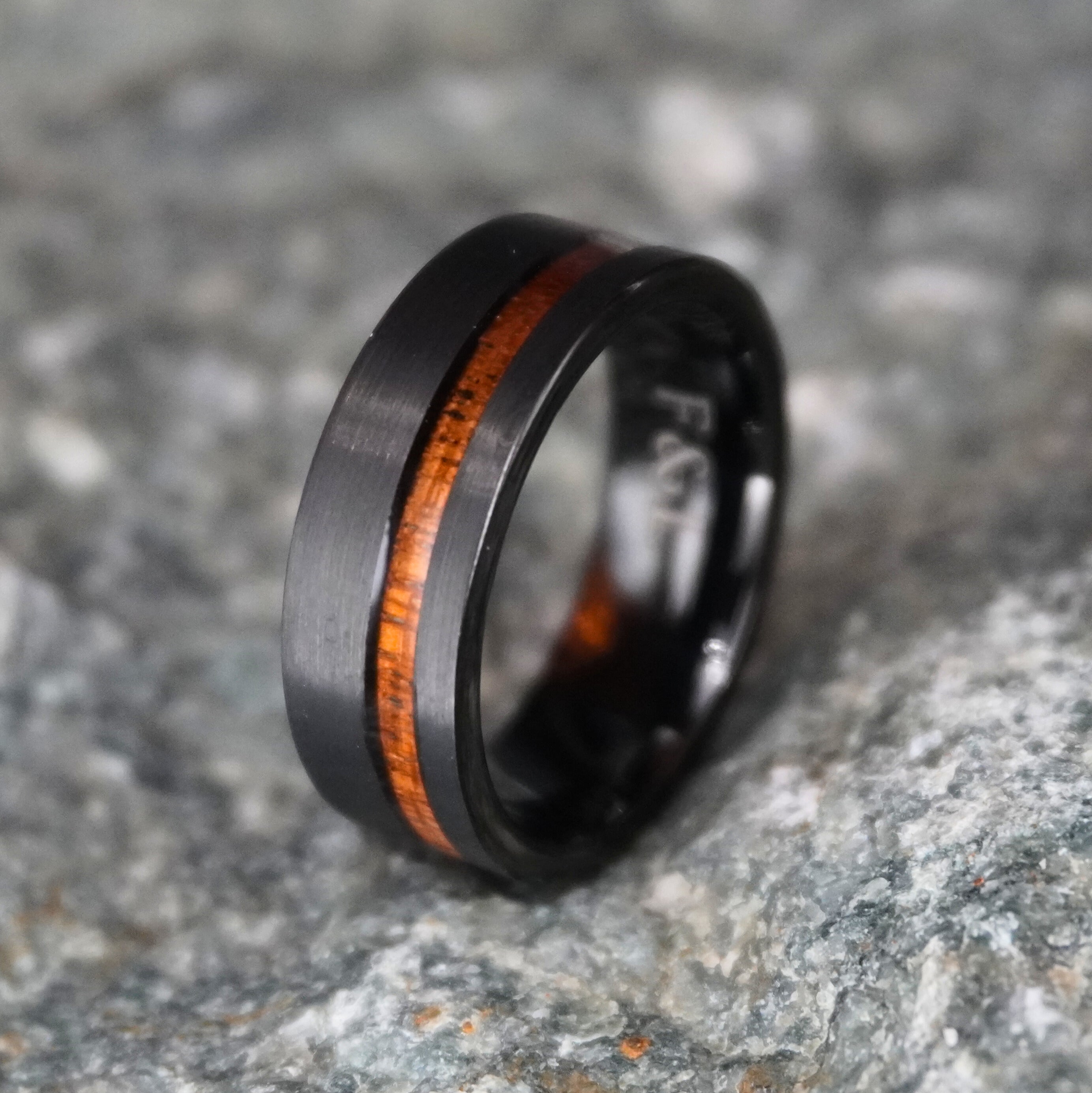 Men's Black Ceramic Ring With Natural Acacia Koa Wood Inlay - 8mm Comfort Fit, Size 9