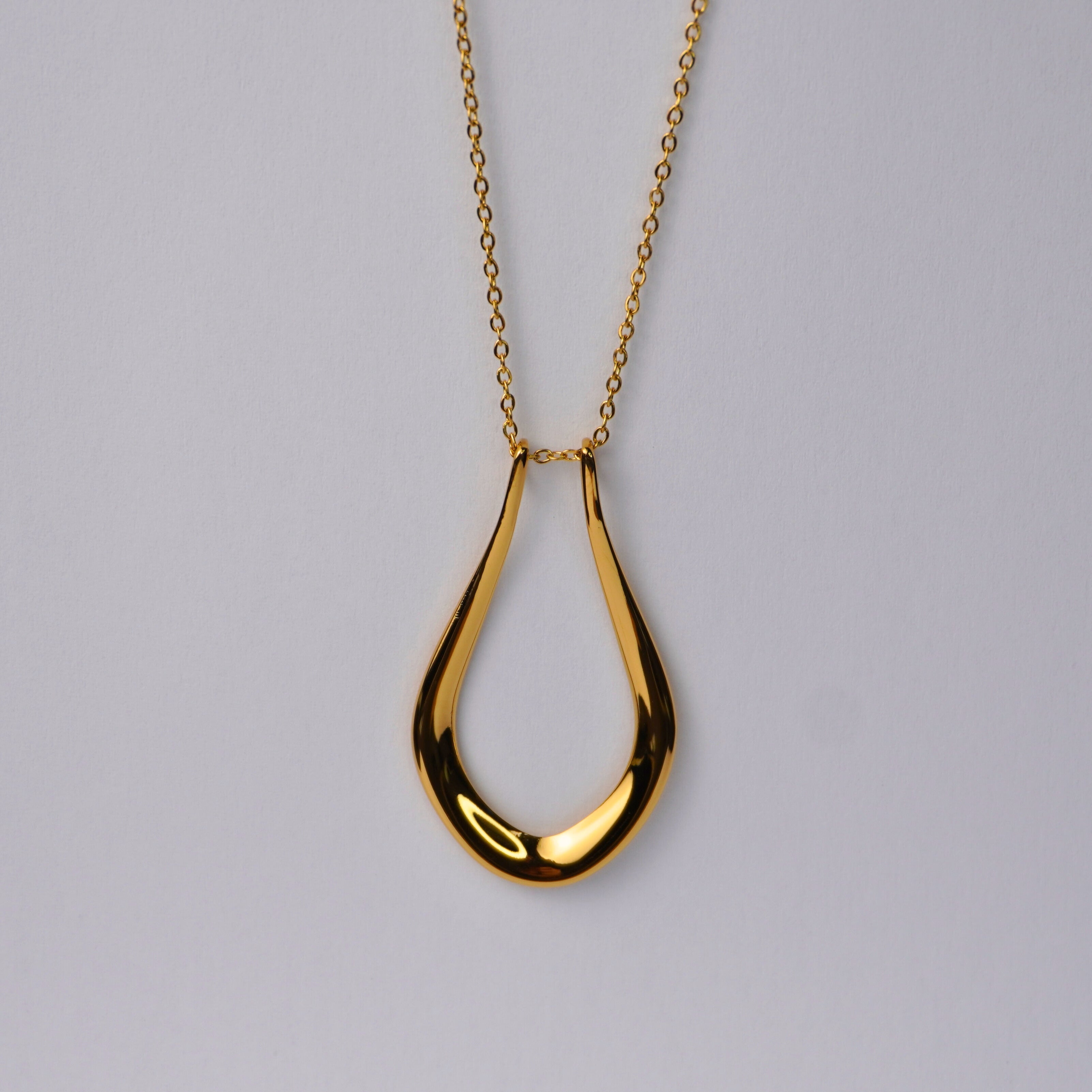 Why You Need a Ring Holder Necklace | Secure Jewellery Storage – Forge ...