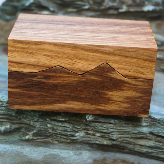 The Meaning Behind the Metal: Finding Perfect Thanksgiving Proposal Jewelry