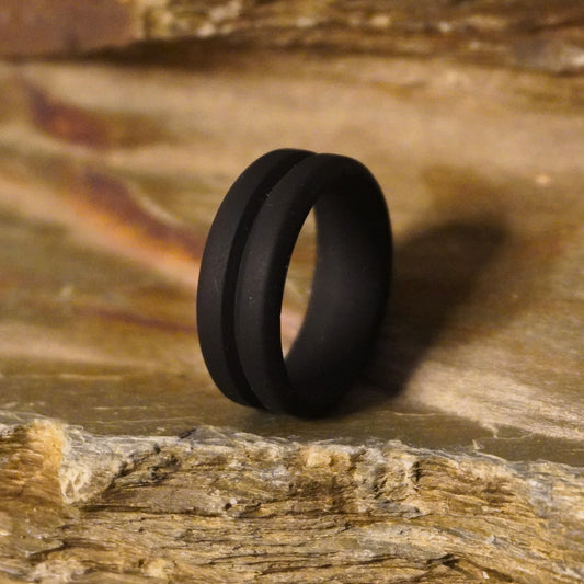 Forge and Lumber Black Single Groove Silicone Ring